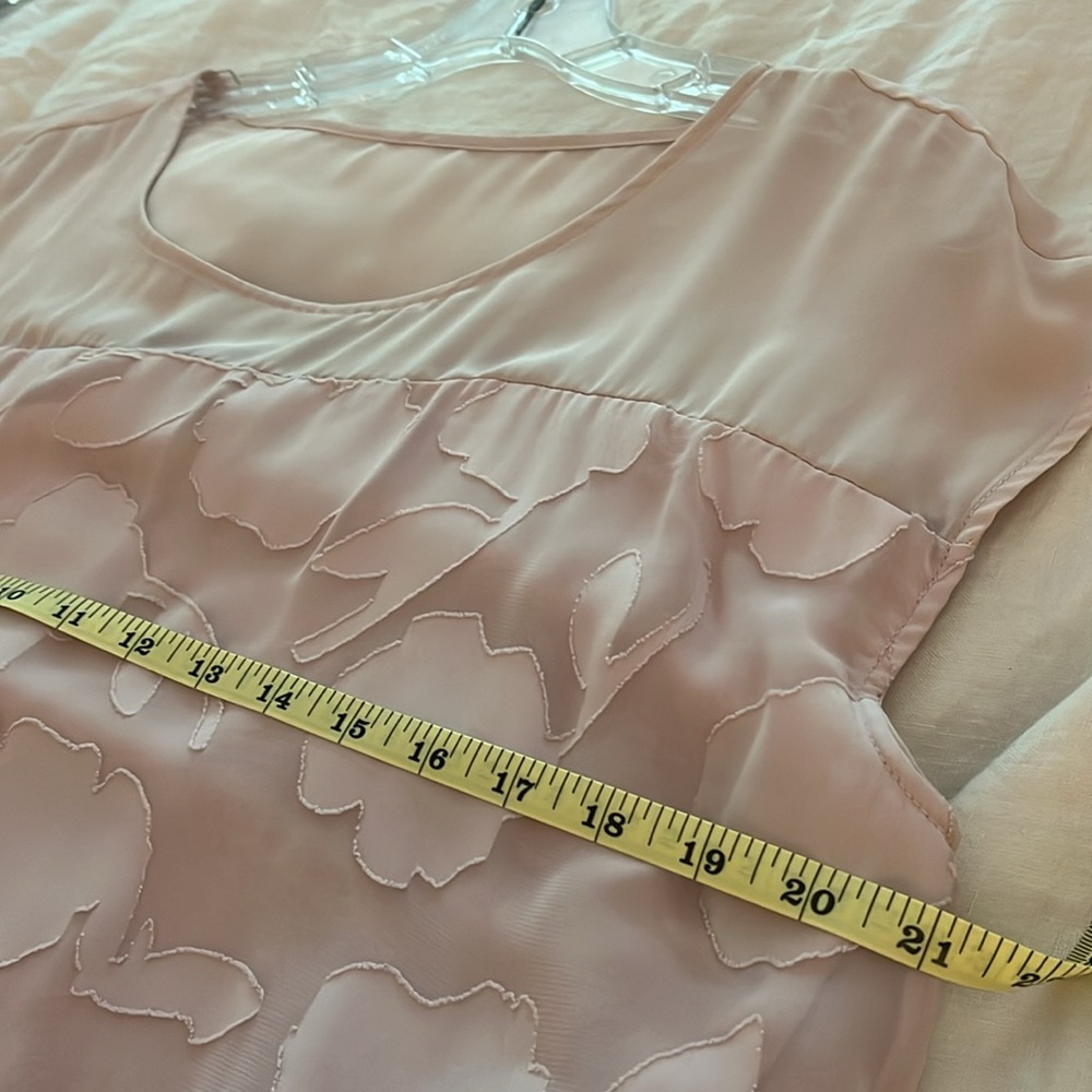 Ann Taylor XL Light Pink Cap Sleeve Blouse - Picture 8 of 8